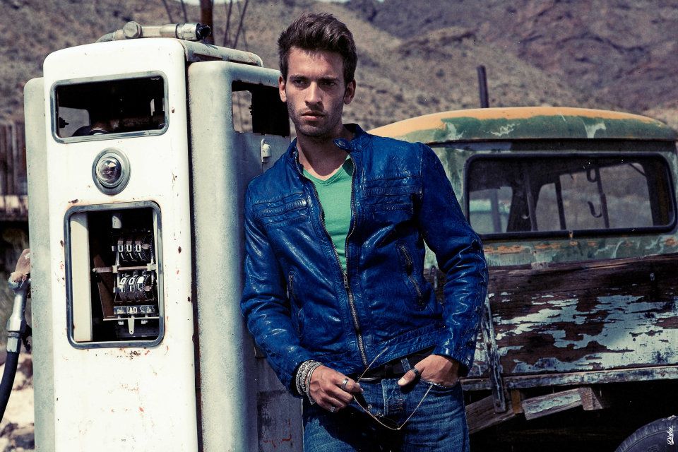 423776_334660869917972_1608073463_n