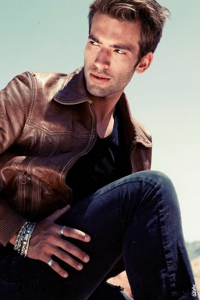 424391_334660206584705_1203141107_n